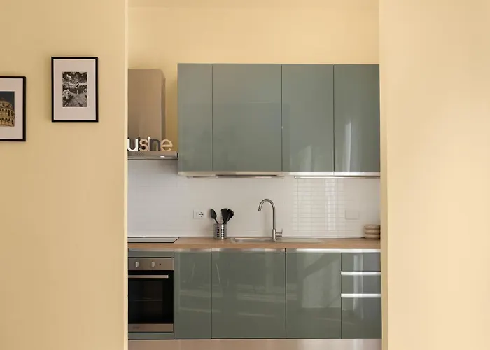 Apartment Roped Tower