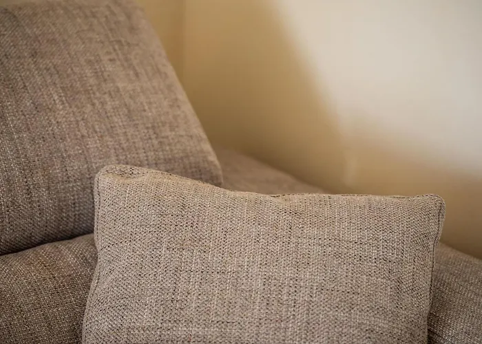 Apartment Roped Tower