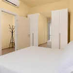 Apartment Roped Tower