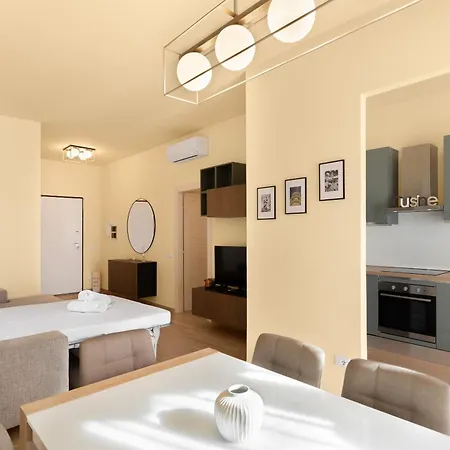 Roped Tower Apartment Pisa